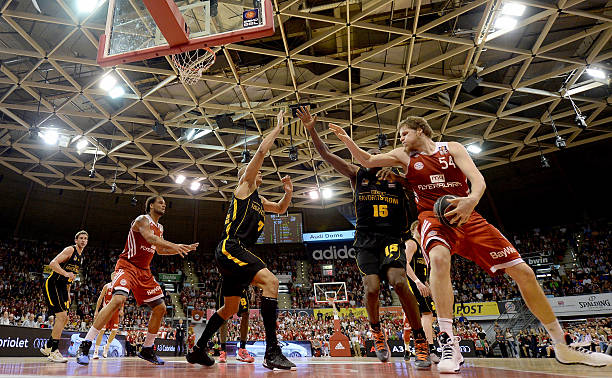 进国际交流 进国际交流